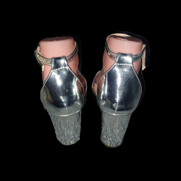 (3/$25) Charlotte Russe Metallic Silver Sandals - Picture 4 of 4